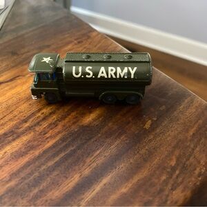 U.S. Army Fuel Green Vintage Husky Guy Warrior Tanker